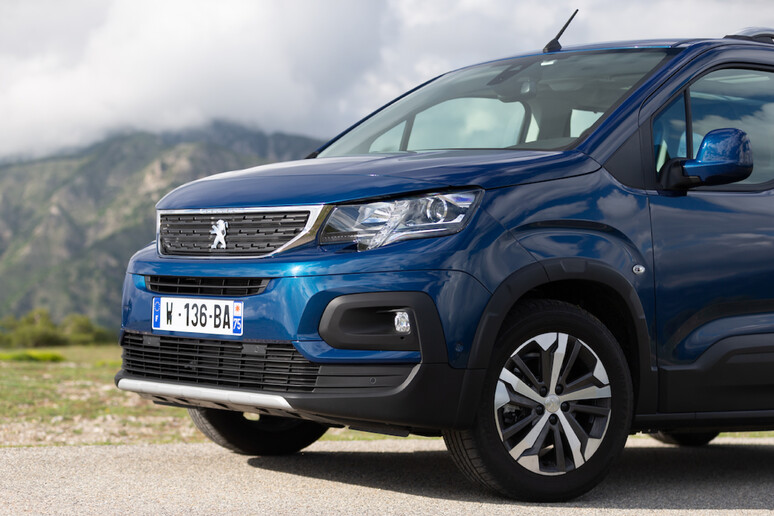 Peugeot: consegne in relax con Diesel e cambio automatico - RIPRODUZIONE RISERVATA