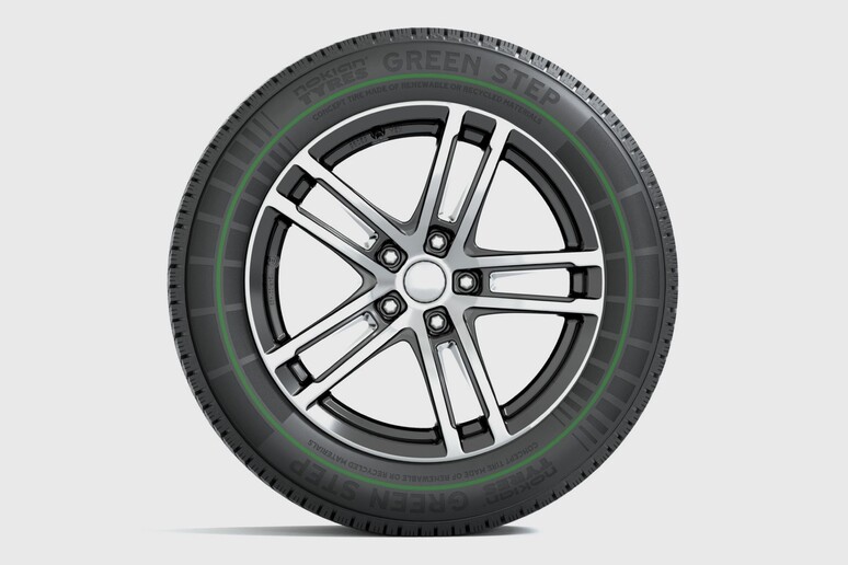 Nokian Tyres: presentata la concept tire sostenibile © ANSA/web