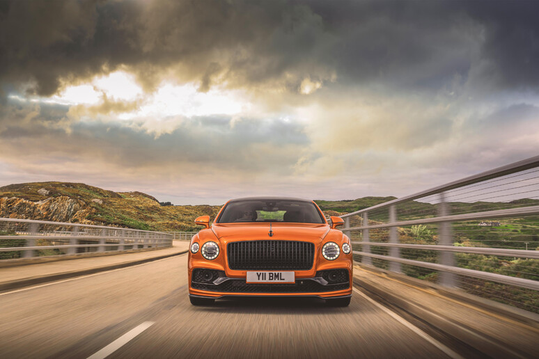 Bentley Flying Spur Speed: lusso ed eleganza a 333 km/h © ANSA/Bentley