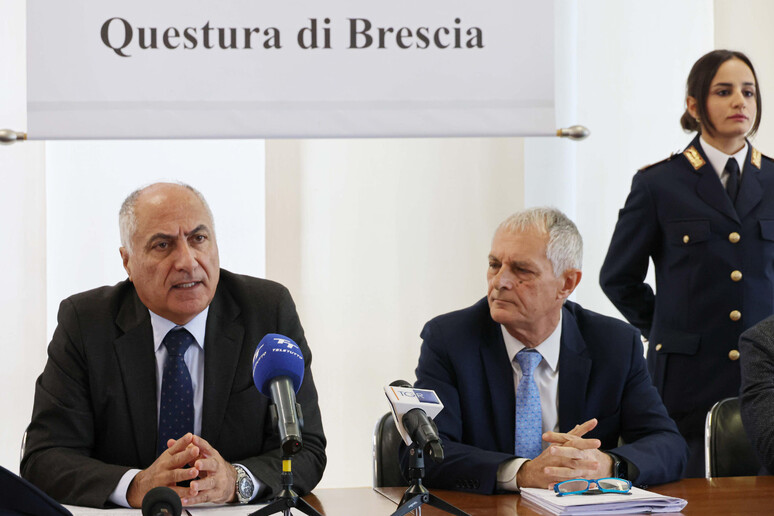 Terrorismo, indagine Dda Brescia con due arresti - RIPRODUZIONE RISERVATA