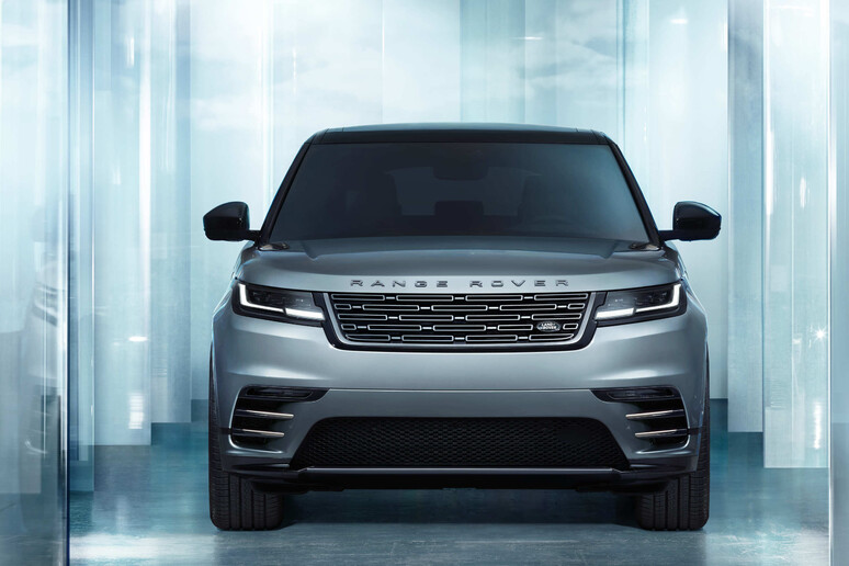 Tecnologia e design per la nuova Range Rover Velar - RIPRODUZIONE RISERVATA