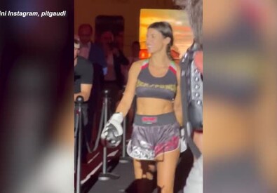 Kickboxing, debutto vincente per Elisabetta Canalis
