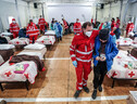 Profughi ucraini al centro Croce Rossa di Settimo Torinese (ANSA)