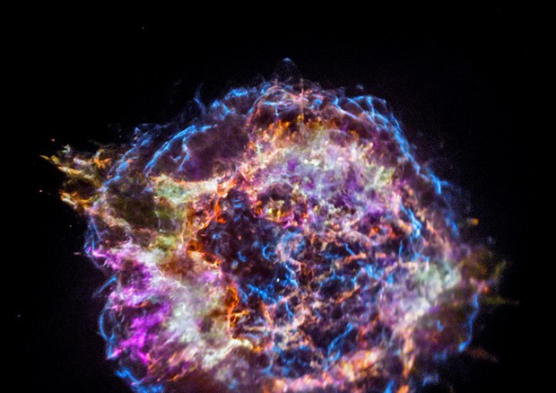 I resti della supernova Cassiopeia A (fonte: NASA/CXC/SAO)  © Ansa
