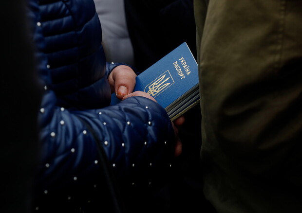 Intesa su stop a passaporti russi rilasciati in Ucraina © EPA