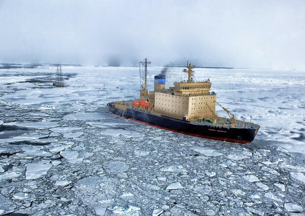 Entro il 2065 lo scioglimento dei ghiacci dell’Artico lascerà probabilmente il posto a nuove rotte commerciali per il trasporto marittimo (fonte: Pixabay) © Ansa