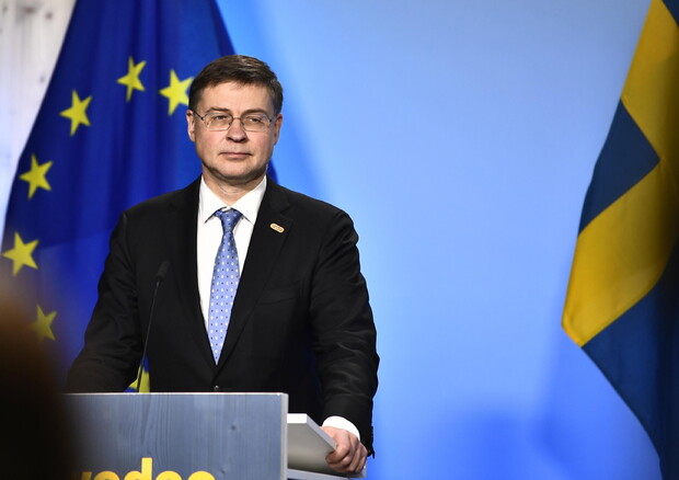 Dombrovskis: "I ritardi con la riforma del Mes sottraggono un paracadute alle banche" © EPA