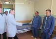 Mosca, Putin visita in ospedale i soldati russi feriti (ANSA)