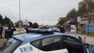Covid, omaggio della Polizia agli operatori sanitari dell'ospedale di Ancona (ANSA)