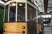 Con oltre 2.000 mattoncini il modellino del tram Atm e' uguale all'originale