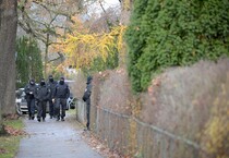 Il blitz della polizia tedesca (ANSA)
