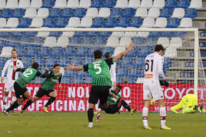 Serie A: Sassuolo-Genoa 2-1  (ANSA)