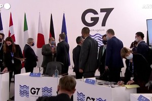 G7, avvertimento a Mosca: 