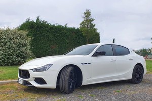 Maserati Ghibli Hybrid (ANSA)