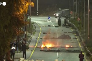 Cisgiordania, scontri tra forze israeliane e palestinesi (ANSA)