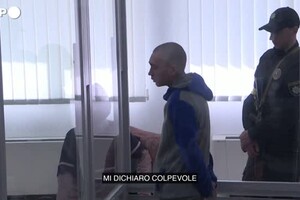 Soldato russo chiede perdono in tribunale a Kiev (ANSA)