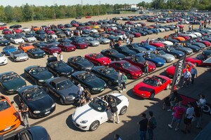 Mazda: il raduno di Modena entra nel grande libro dei record (ANSA)