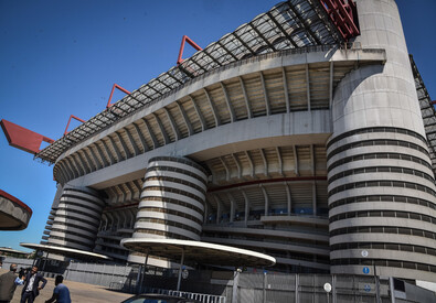 L'esterno dello stadio San Siro di Milano (ANSA)