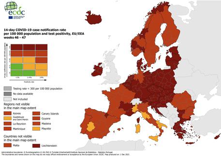 Ecdc, tutta l'Ue rossa,zone gialle solo in Italia e Spagna © ANSA