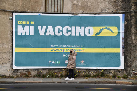 Campagna vaccinale in Liguria © ANSA