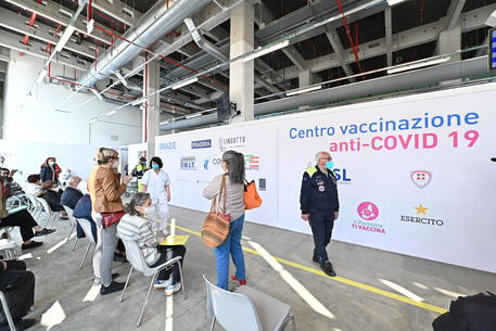 L'hub vaccinale del Lingotto, Torino © ANSA
