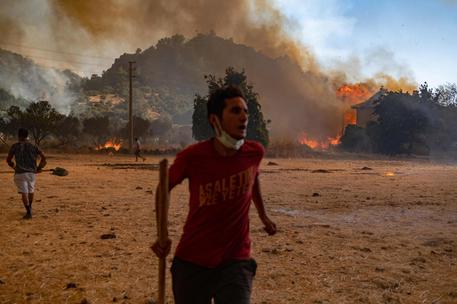 Le fiamme ad Antalya, in Turchia © AFP