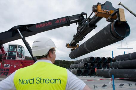 Mosca, flusso gas da Nord Stream 1 potrebbe interrompersi © EPA
