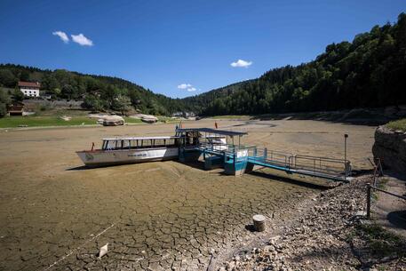 Francia: siccit?, oltre 100 comuni senza acqua potabile © AFP