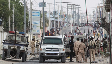 Una strada di Mogadiscio. Immagine d'archivio (ANSA)