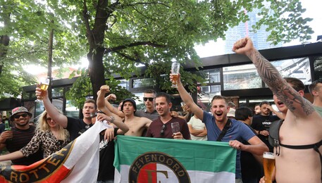 Tifosi del Feyenoord a Tirana (ANSA)