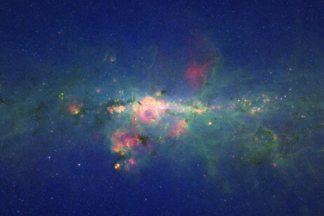 Il centro della Via Lattea (fonte: Robert Sullivan, da Flickr)