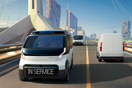 Ces 2024, Kia svela l'innovativa gamma di furgoni elettrici