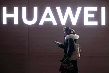 Huawei ha chiuso il 2023 con un utile boom di 11,2 miliardi