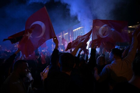 Turchia, "bene il forte impegno dei cittadini in elezioni"
