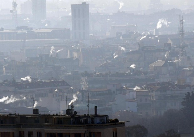 Cremona e Vicenza sono tra le peggiori città europee per livelli di smog (foto: ANSA)