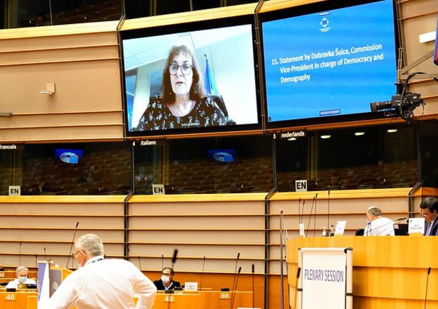 Dubravka Suica durante la plenaria del Comitato europeo delle Regioni (CdR) - copyright: CdR (ANSA)