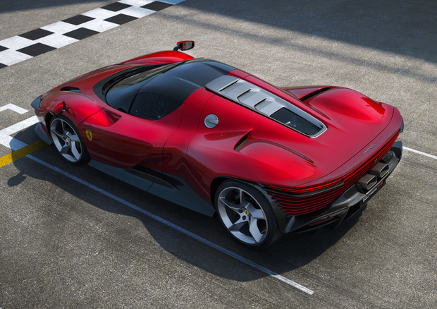 Ferrari Daytona SP3, è la più bella al Festival Automobile © ANSA