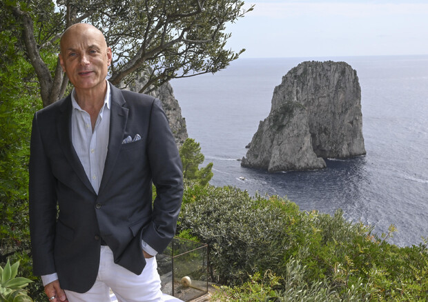 Daniel Mendelsohn a Capri per ritirare il Malaparte 2022 © ANSA