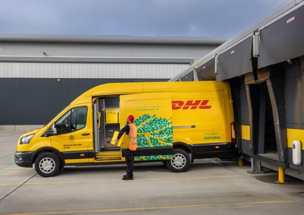 Ford Pro e Deutsche Post DHL Group consegnano in elettrico (ANSA)