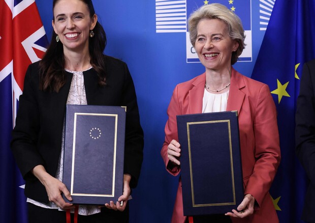 Ue e Nuova Zelanda firmano accordo commerciale (foto: AFP)