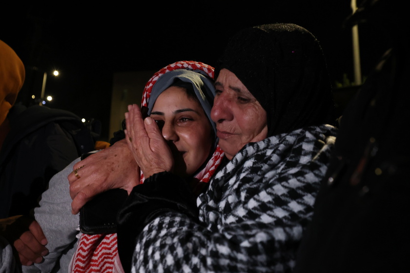 Guerra in Medioriente - Donne e uomini palestinesi prigionieri rilasciati da Israele - RIPRODUZIONE RISERVATA