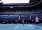 Djokovic si allena sui campi dell'Australian Open dopo la vittoria del ricorso © ANSA