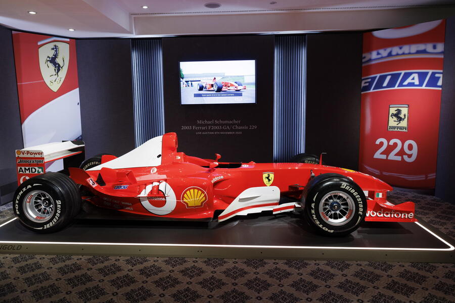 Asta record per Ferrari F1 2003 di Schumacher, pagata 13,1 mln © 
