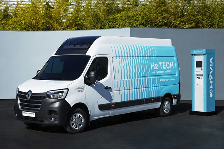 Renault e Plug Power presentano Master Van H2-Tech idrogeno - RIPRODUZIONE RISERVATA