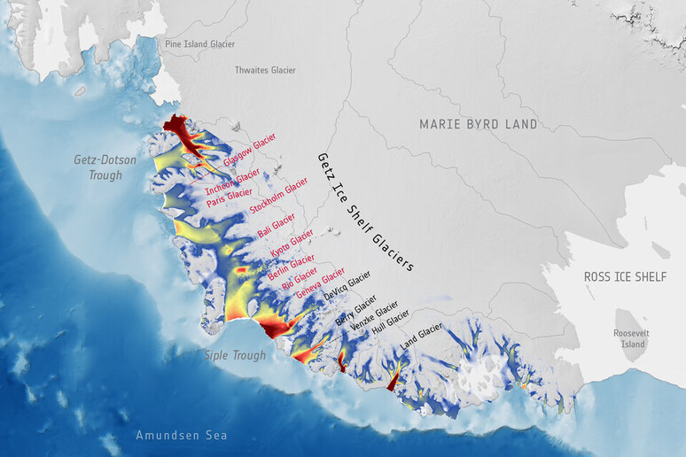 I ghiacciai della regione antartica Getz, in rosso i nomi di quelli dedicati alla crisi climatica (fonte: ESA) - RIPRODUZIONE RISERVATA