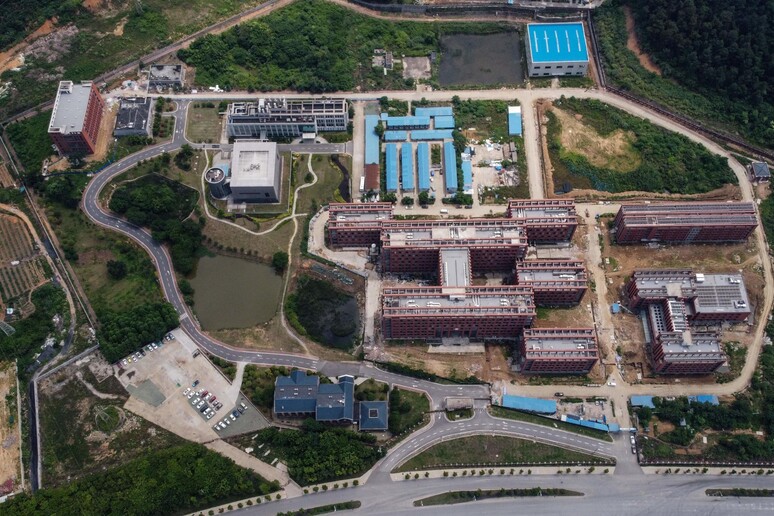 L 'Istituto di Virologia di Wuhan visto dall 'alto © ANSA/AFP