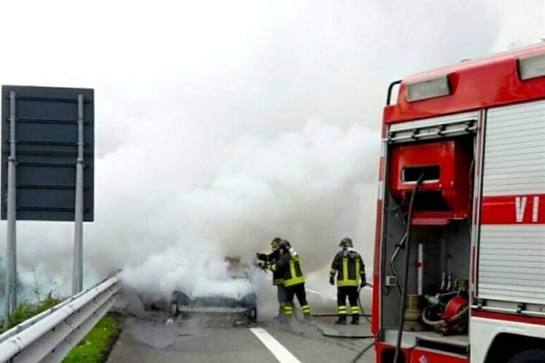 Due morti in incidente stradale su A29 - RIPRODUZIONE RISERVATA