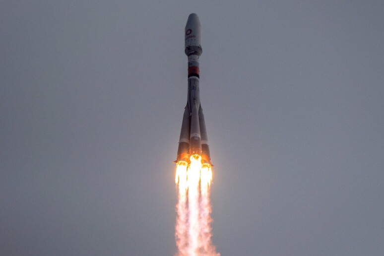 Il lancio che ha portato in orbita 36 satelliti per l 'internet globale di OneWeb (fonte: OneWeb/Twitter) - RIPRODUZIONE RISERVATA