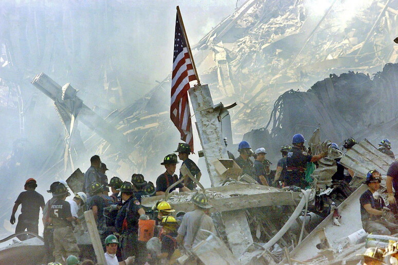 11 settembre 2001, le immagini che scossero il mondo © ANSA/EPA