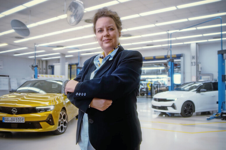 Opel: Astra, per lo sviluppo team di ingegneri al femminile - RIPRODUZIONE RISERVATA